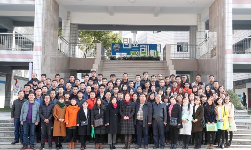 1513213049197386.png QQ截图20171214085703.png